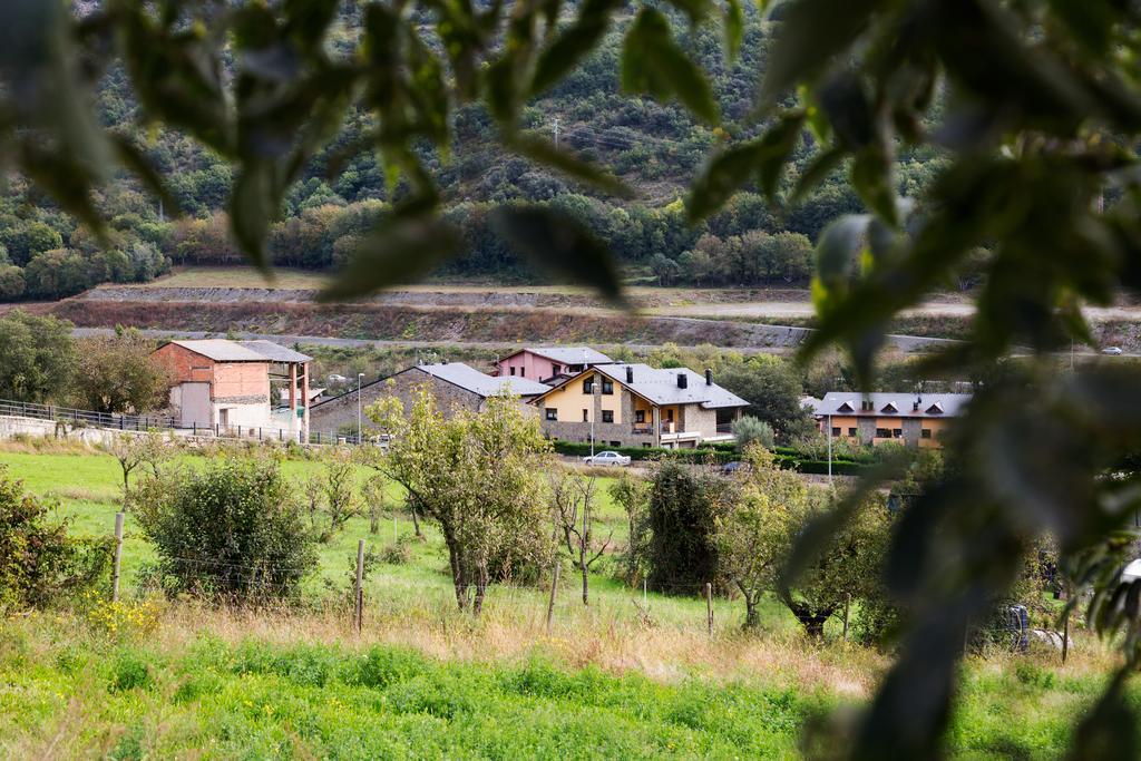 Allotjament Rural Cal Miquel Anserall  Екстериор снимка